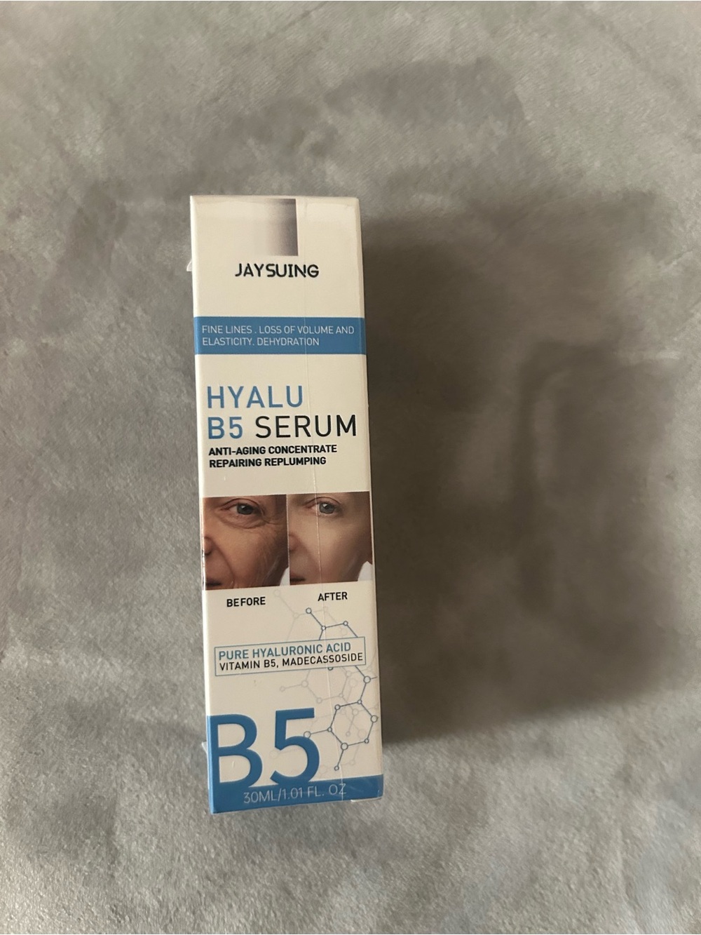 Jaysuing Hyalu B5 Eye Serum - Hydrating Anti-Aging Eye Cream (White & Blue)